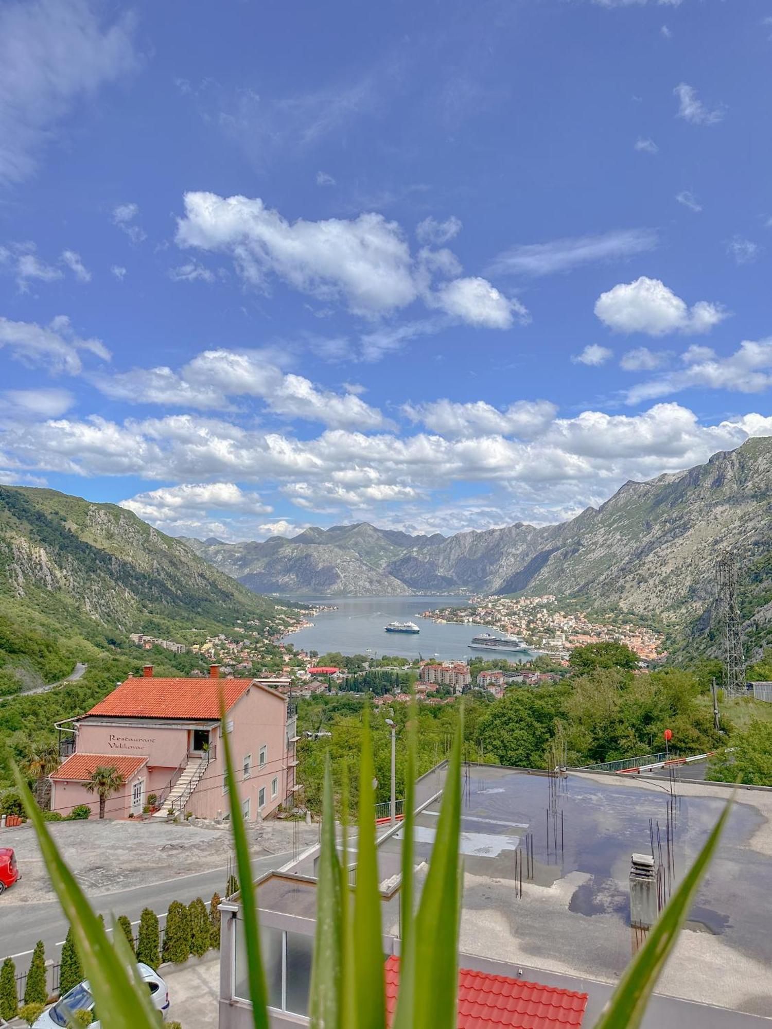 Apartmani Vasilije Kotor Exterior photo